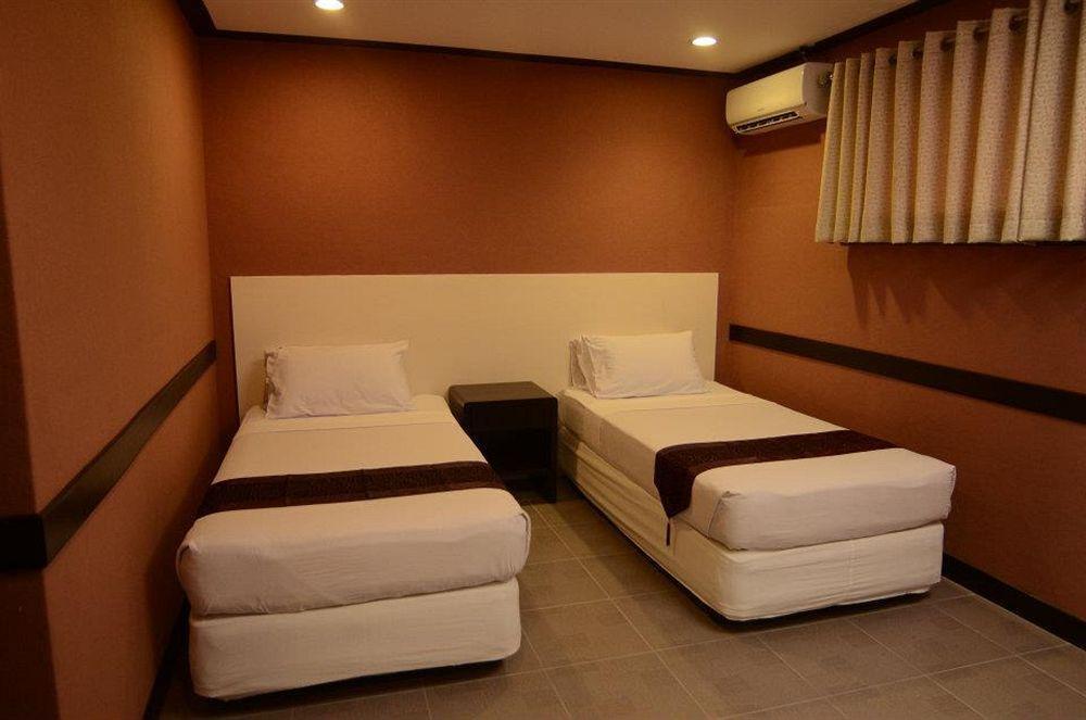 Camp Holiday Resort & Recreation Area Samal Exterior photo